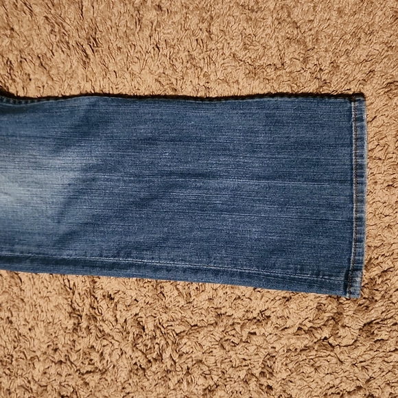 Lucky Brand button fly jeans! - Picture 4 of 10